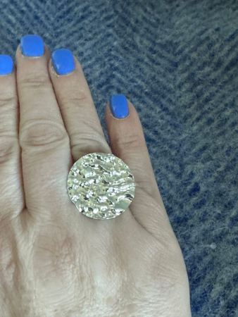 Extra large textured disc ring