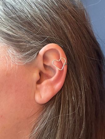 Heart Double-contact Ear Cuff