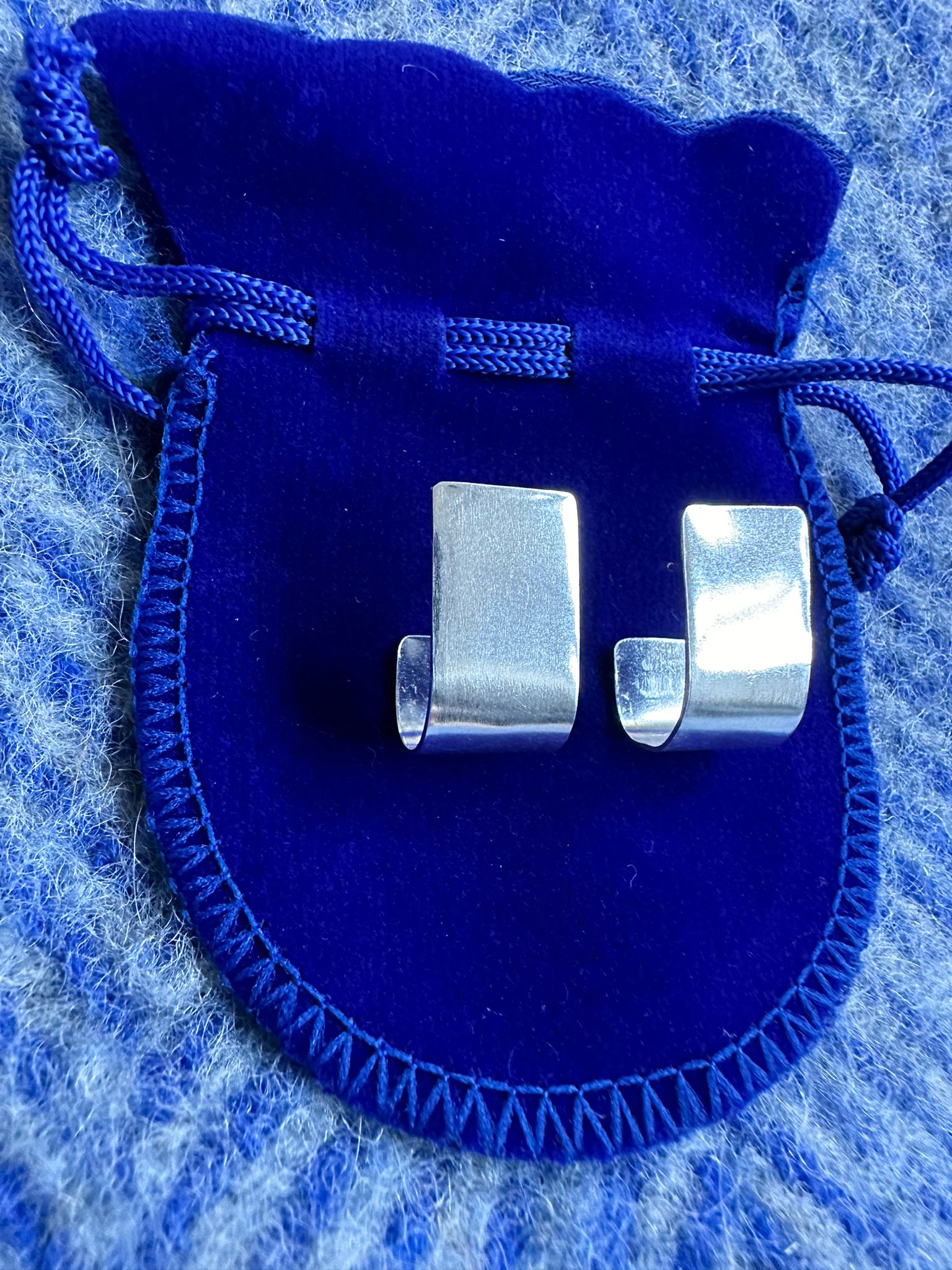 Medium Lightly Brushed Hoop Earrings — image 3