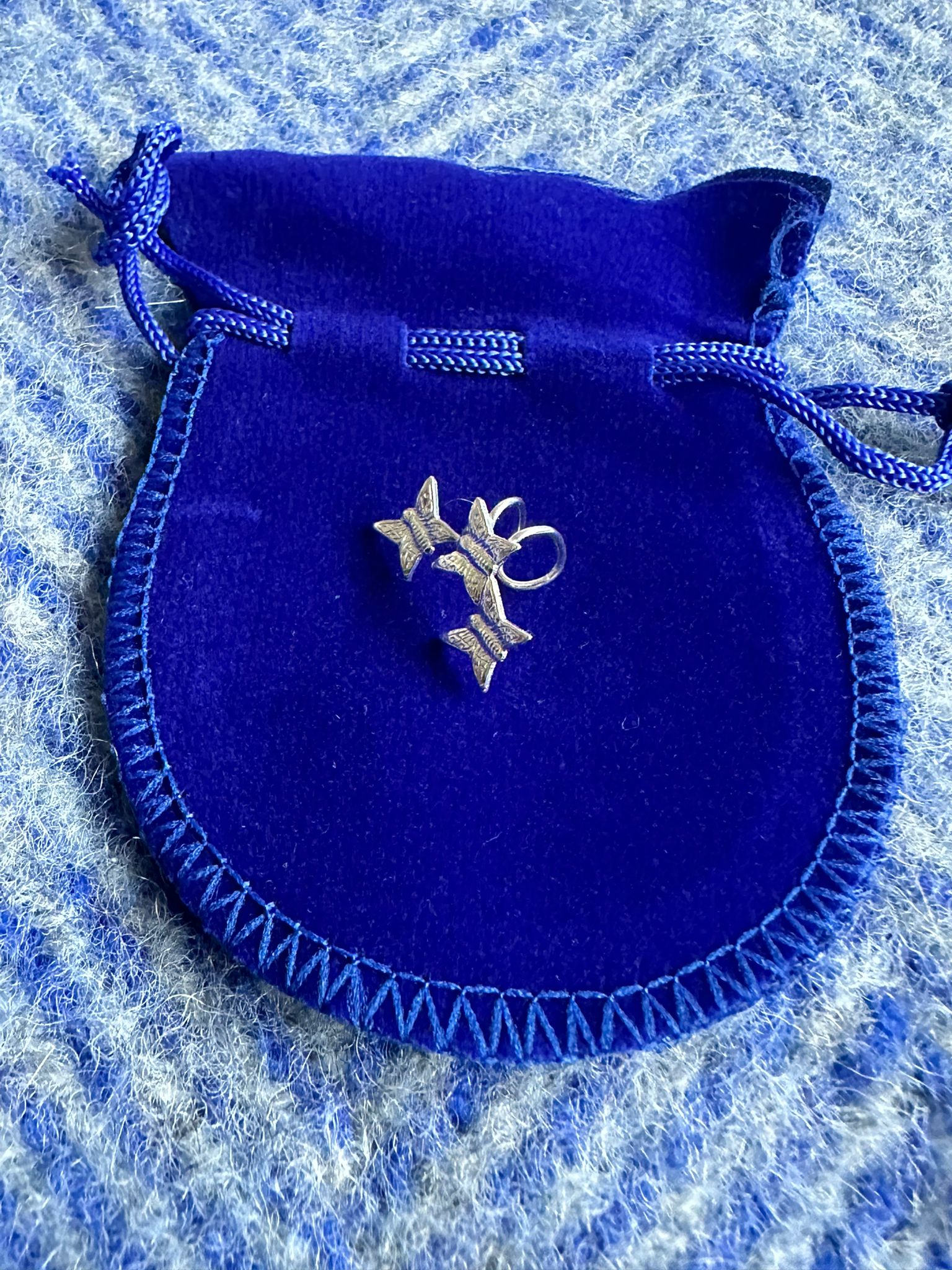 Three Butterfly Double-contact Ear Cuff — image 3