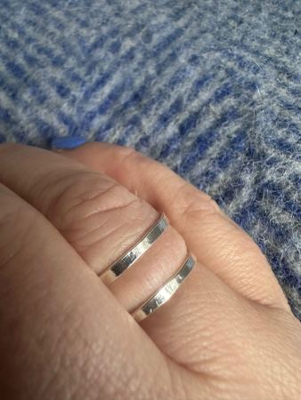 Twin band adjustable ring